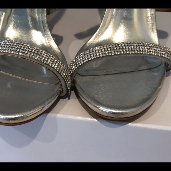 Stunning Steve Madden Crystal Shoes - Picture 2 of 8